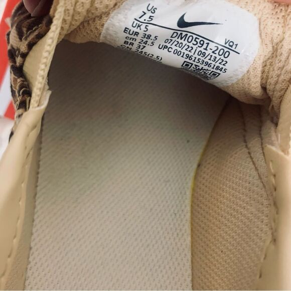 Nike Court Legacy 'Leopard' Women Sz 7.5 Slip-on Sneakers - Picture 8 of 9